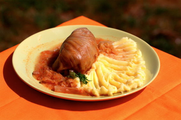 Polnische Golabki – Kohlrouladen in Tomatensoße - Kochrezept für Polnische Golabki – Kohlrouladen in Tomatensoße